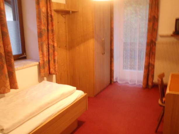 Imagen de la habitación del Hotel River Post. Foto 6