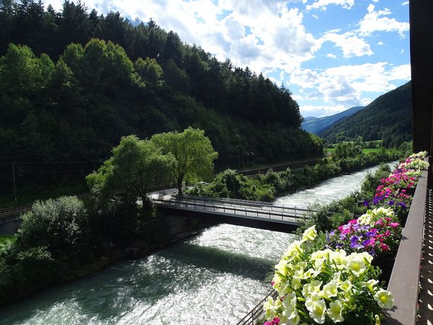 Imagen de la habitación del Hotel River Post. Foto 8