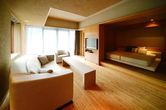 Imagen de los interiores del Hotel River Retreat Garaku. Foto 17