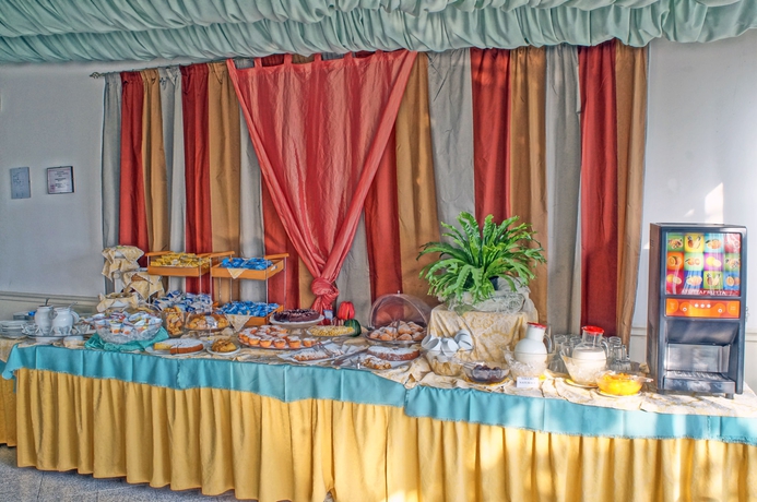 Imagen del bar/restaurante del Hotel River, Rimini. Foto 4