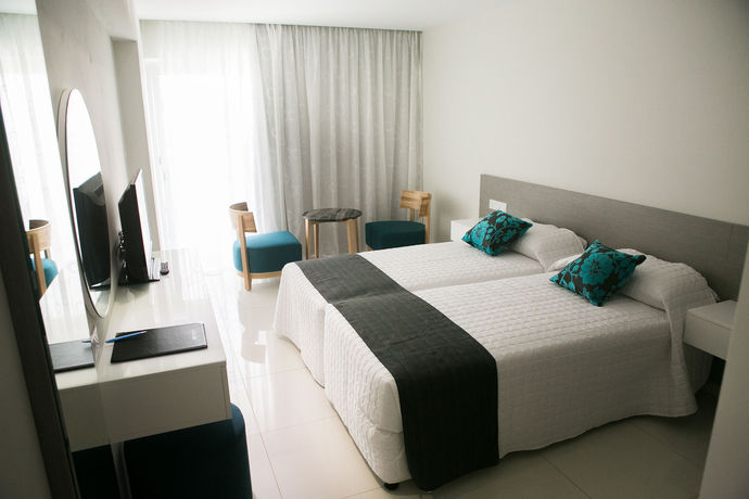 Imagen de los exteriores del Hotel River Rock. Foto 4