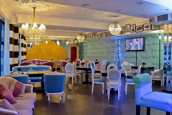 Imagen de los interiores del Hotel River Side, Tbilisi. Foto 15