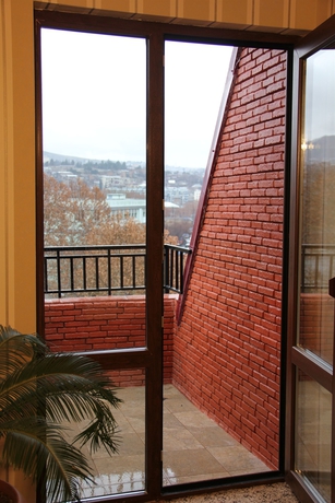 Imagen de la habitación del Hotel River Side, Tbilisi. Foto 9