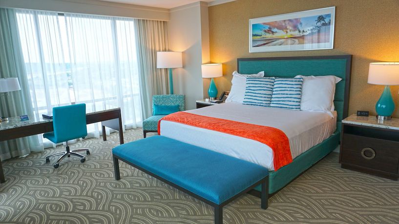 Imagen de la habitación del Hotel River Spirit Casino Resort. Foto 12