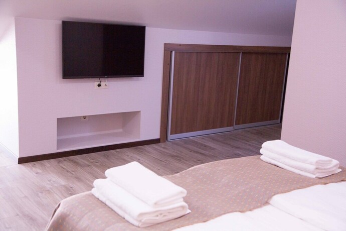 Imagen de la habitación del Hotel River Star. Foto 13