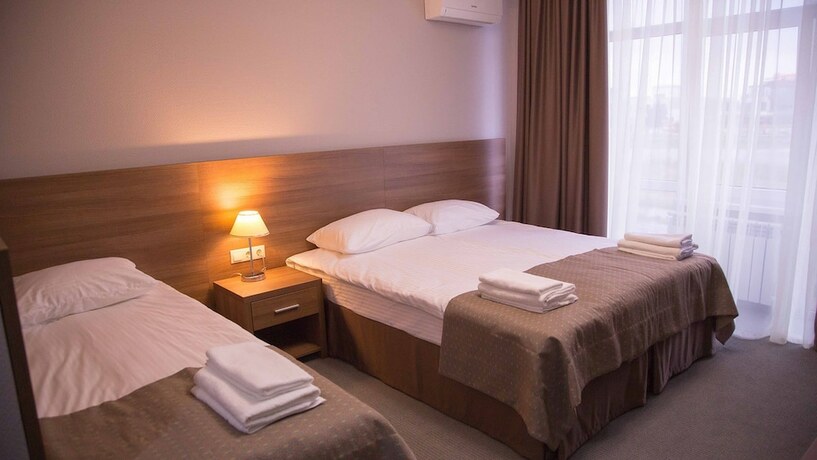 Imagen de la habitación del Hotel River Star. Foto 16