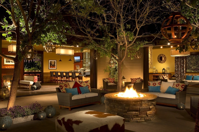 Imagen de los exteriores del Hotel River Terrace Inn - A Noble House. Foto 10