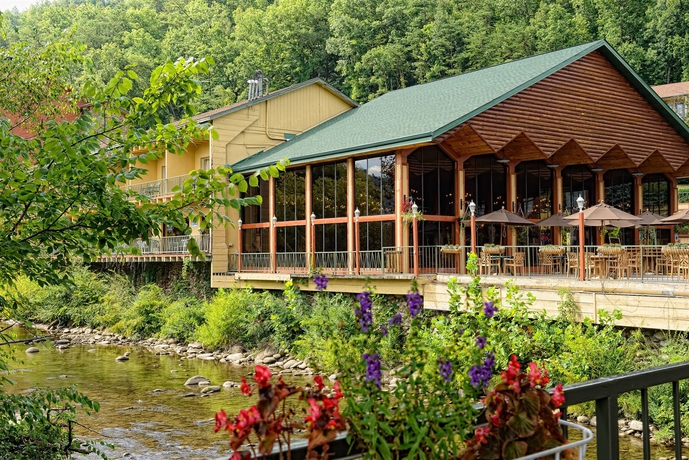 Imagen de los exteriores del Hotel River Terrace Resort and Convention Center. Foto 10
