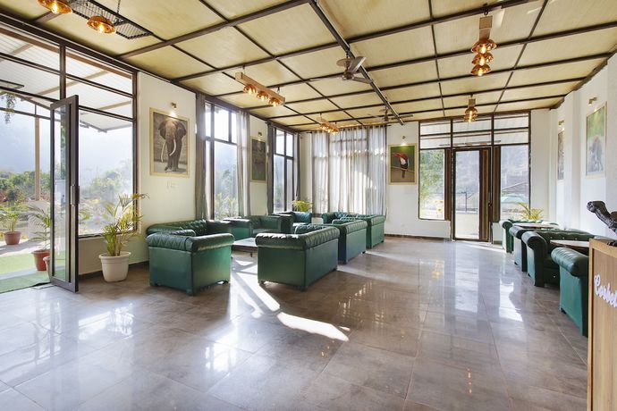 Imagen de los interiores del Hotel River Valley Resort. Foto 14