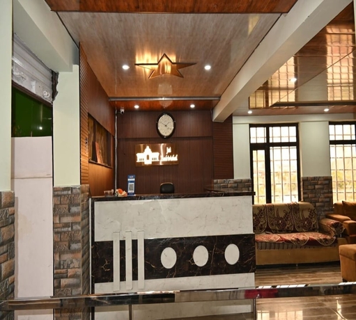 Imagen de los interiores del Hotel River View, Badrinath. Foto 16