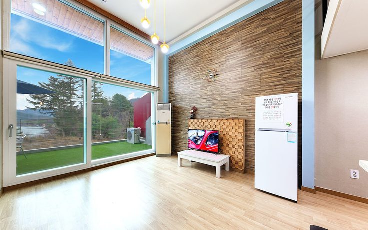 Imagen de la habitación del Hotel River View Pension. Foto 4