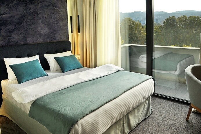 Imagen general del Hotel River View Tbilisi. Foto 8