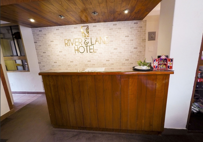 Imagen de los interiores del Hotel River and Land. Foto 14