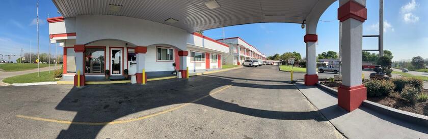 Imagen general del Hotel River forest inn. Foto 3