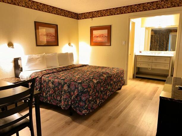 Imagen general del Hotel River forest inn. Foto 5