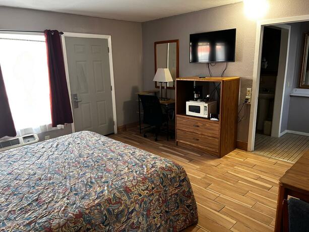 Imagen general del Hotel River forest inn. Foto 12