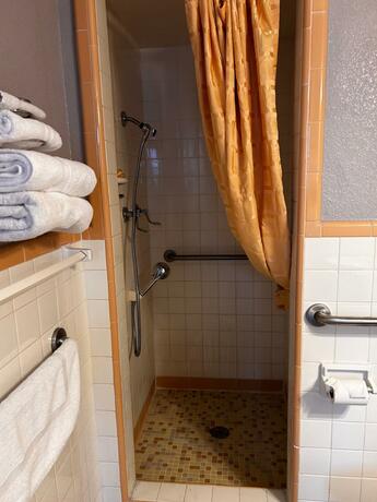 Imagen general del Hotel River forest inn. Foto 15