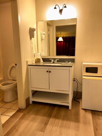 Imagen general del Hotel River forest inn. Foto 21