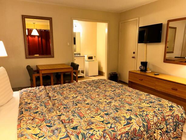 Imagen general del Hotel River forest inn. Foto 29