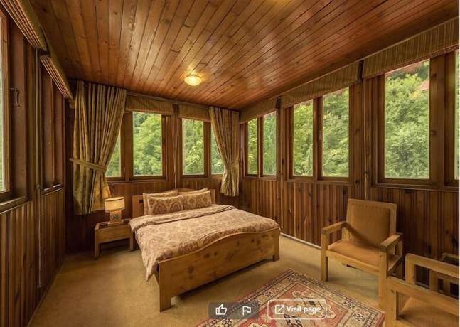 Imagen de la habitación del Hotel RiverEdge Luxury Resort. Foto 17