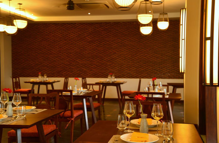 Imagen del bar/restaurante del Hotel RiverTown Hoi An Resort & Spa. Foto 4
