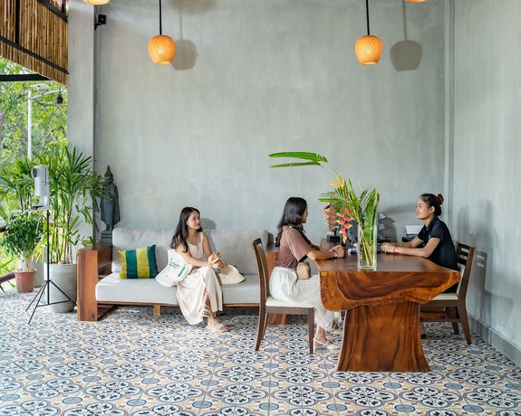 Imagen de los interiores del Hotel RiverTree Villa and Resort. Foto 19