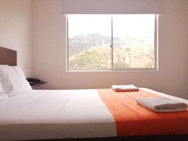 Imagen de la habitación del Hotel Rivera Central. Foto 4