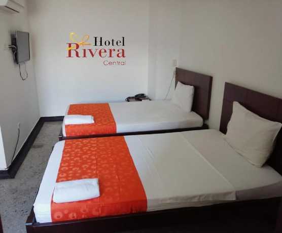Imagen de la habitación del Hotel Rivera Central. Foto 10
