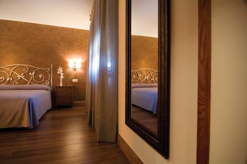 Imagen de la habitación del Hotel Rivera Del Duero. Foto 14