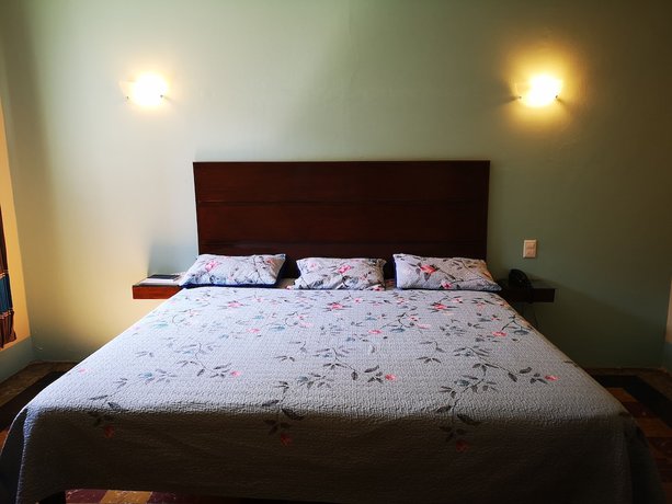 Imagen de la habitación del Hotel Rivera, Oaxaca de Ju&aacute;rez. Foto 3