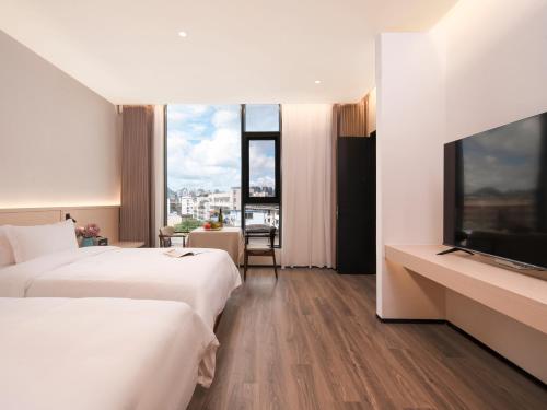 Imagen general del Hotel Riverbank. Foto 1