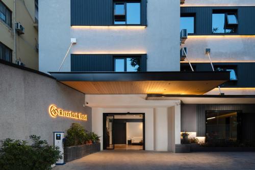 Imagen general del Hotel Riverbank. Foto 5