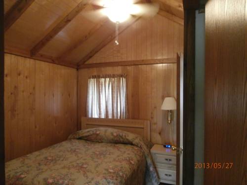 Imagen de la habitación del Hotel Riverbend Lodging. Foto 7