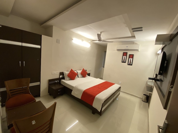 Imagen de la habitación del Hotel Riverfront, Ahmedabad. Foto 2