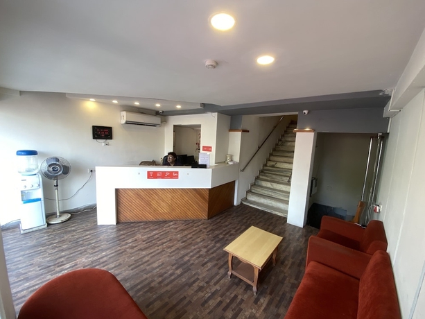 Imagen de los interiores del Hotel Riverfront, Ahmedabad. Foto 15