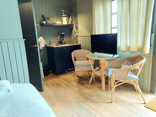 Imagen de la habitación del Hotel Riverfront Lodge. Foto 5