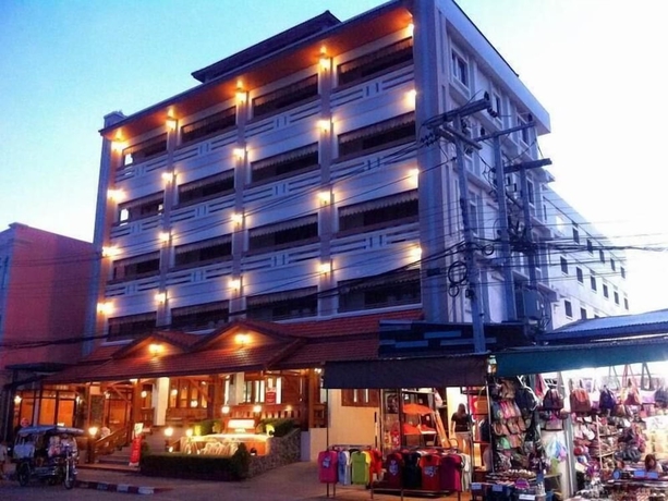 Imagen general del Hotel Riverfront Mukdahan. Foto 1