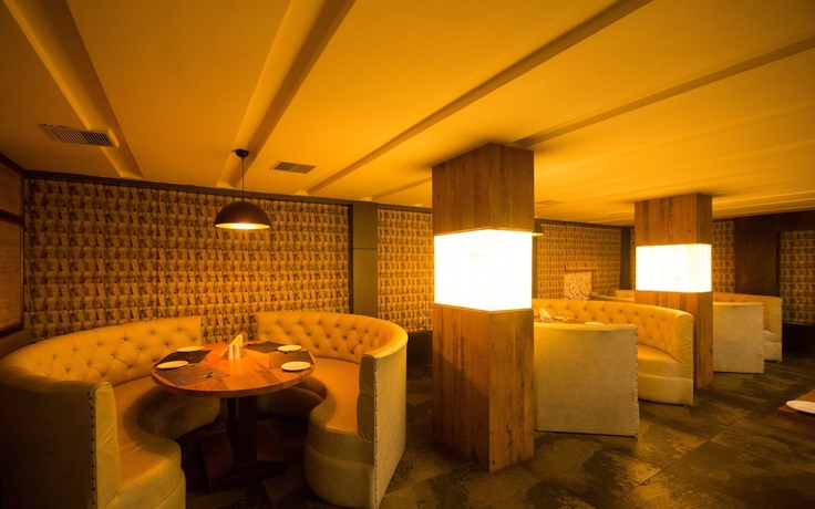 Imagen del bar/restaurante del Hotel Riverfront Resort. Foto 6