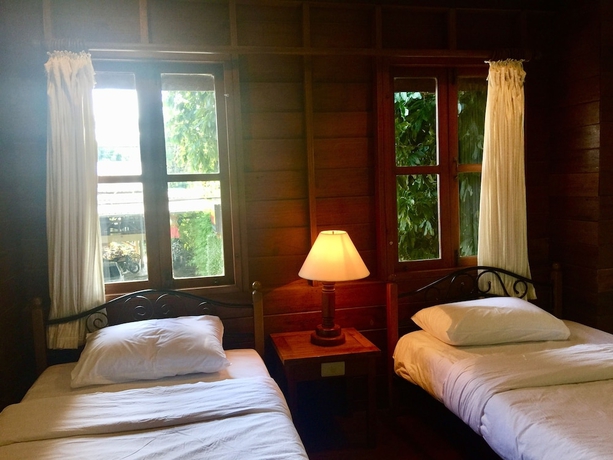 Imagen de la habitación del Hotel Riverhouse. Foto 11