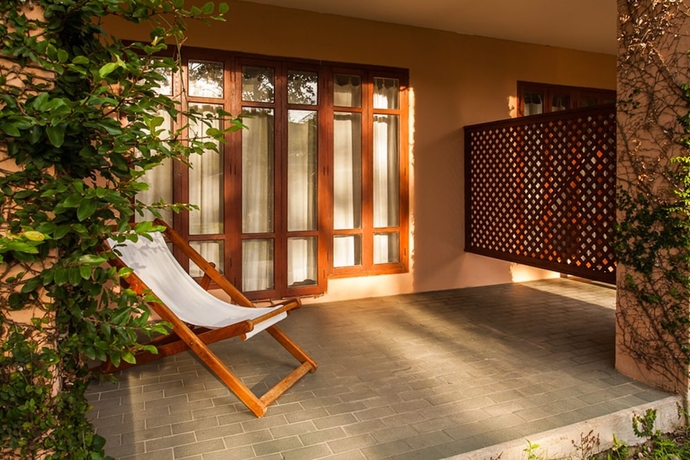 Imagen de la habitación del Hotel Riverhouse Resort. Foto 11