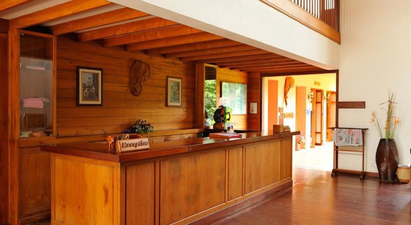 Imagen de los interiores del Hotel Riverhouse Resort. Foto 17