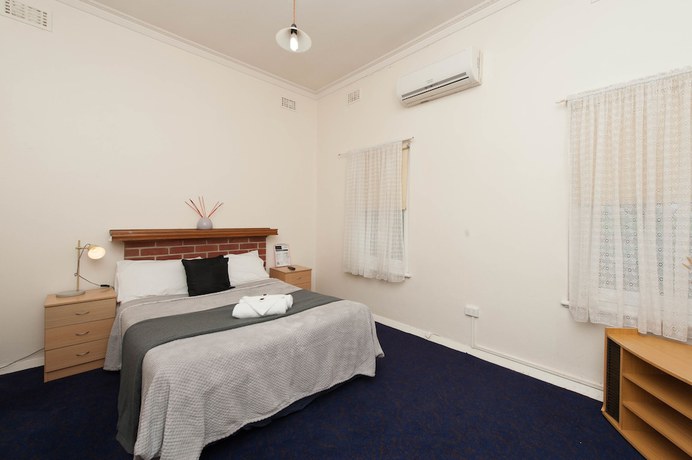 Imagen de la habitación del Hotel Riverina. Foto 13