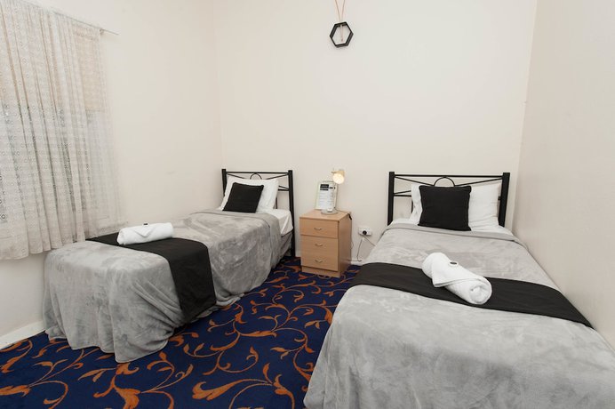 Imagen de la habitación del Hotel Riverina. Foto 18