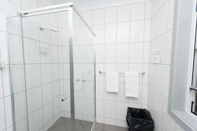 Imagen de la habitación del Hotel Riverina. Foto 19