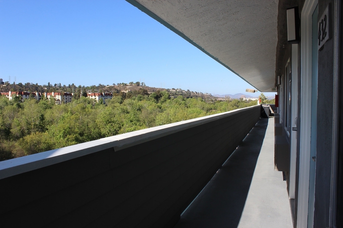 Imagen de los exteriores del Hotel Riverleaf Inn Mission Valley. Foto 14