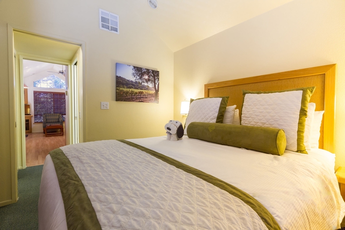 Imagen de los interiores del Hotel Riverpointe Napa Valley Resort. Foto 14