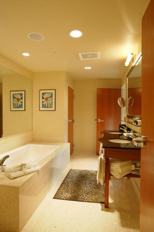 Imagen de la habitación del Hotel River's Edge Portland, Tapestry Collection By Hilton. Foto 8