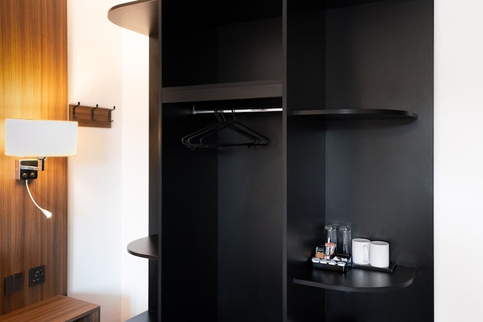 Imagen de la habitación del Hotel Rivers. Foto 11