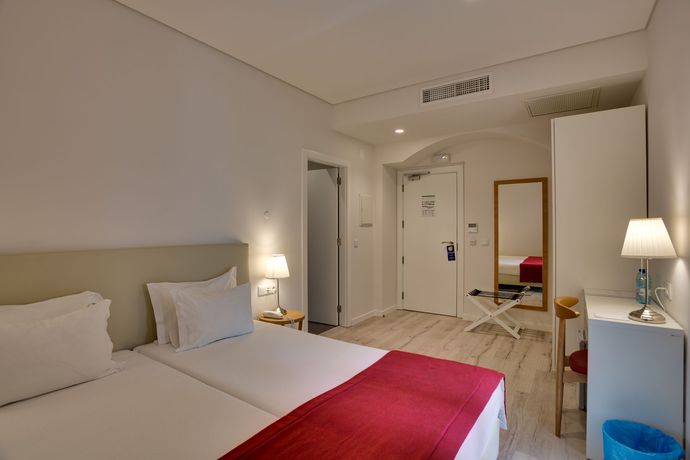 Imagen de la habitación del Hotel Riverside Alfama. Foto 8