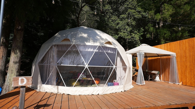 Imagen de la habitación del Hotel Riverside Glamping Nuts. Foto 8